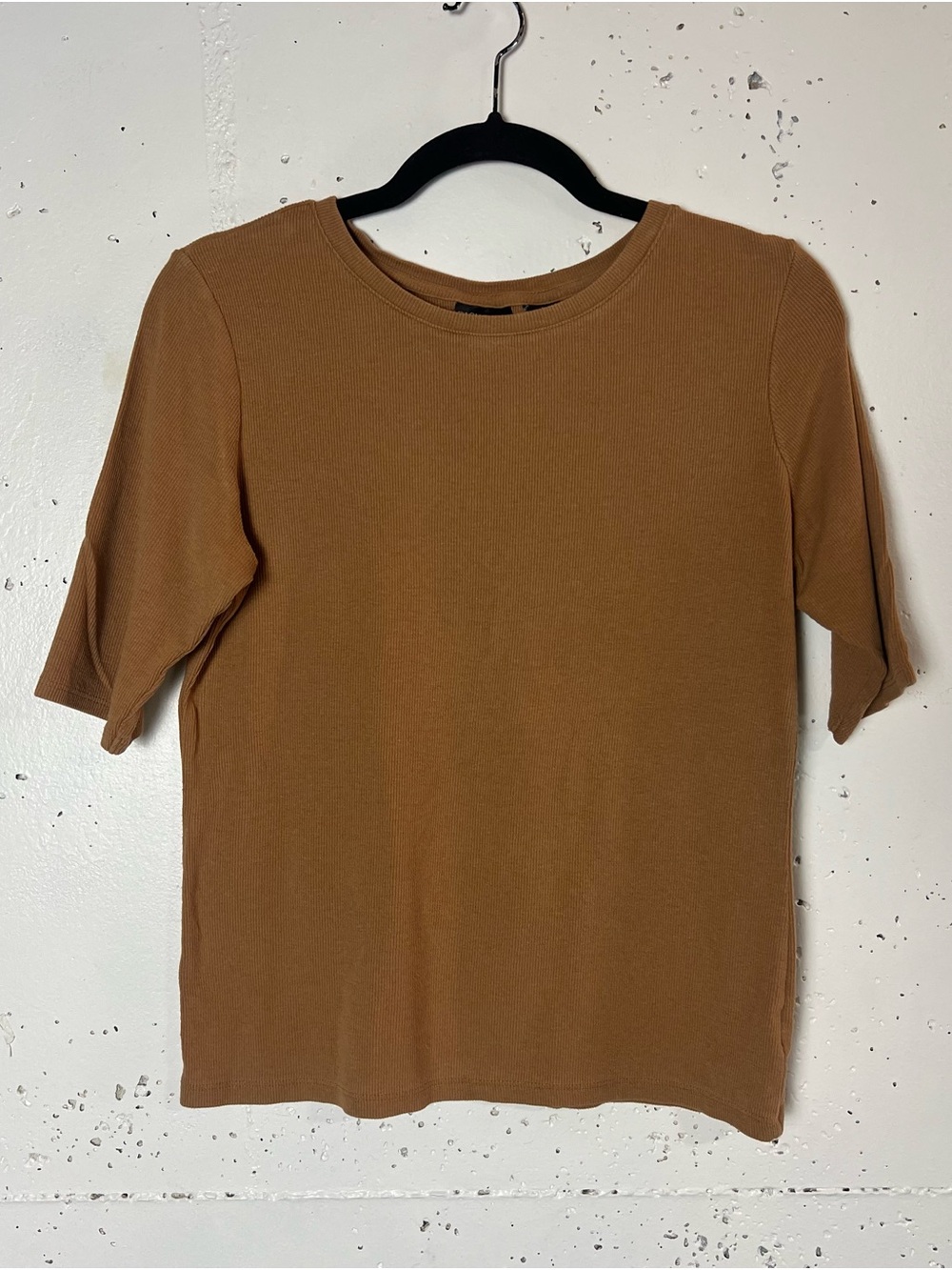 Rachel Zoe Short-Sleeve Crewneck Top in Camel Brown
